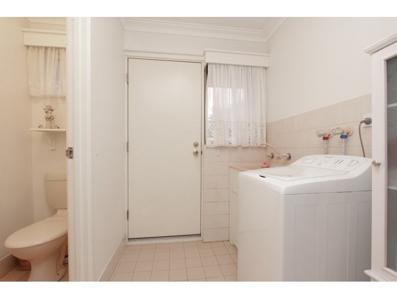 25 Flametree Place, Beechboro WA 6063