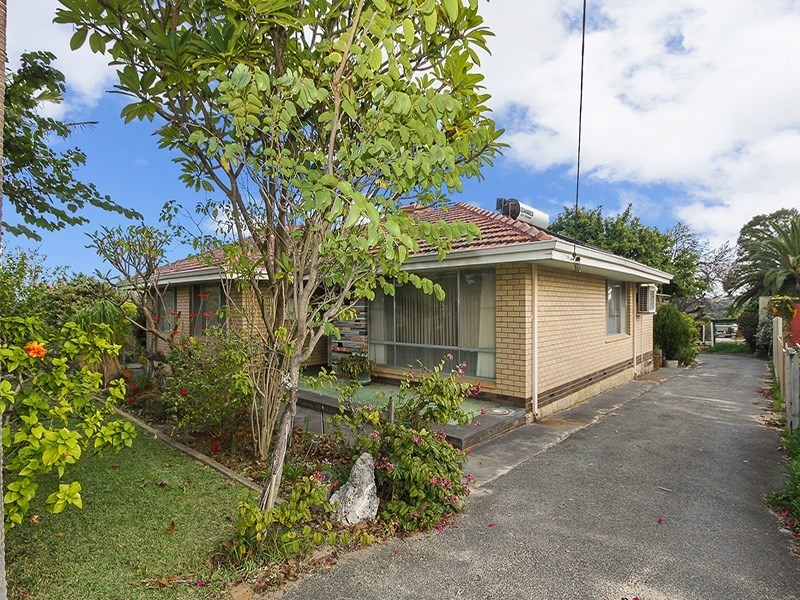 37 Frederick Street, Wanneroo WA 6065