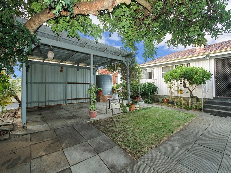37 Frederick Street, Wanneroo WA 6065