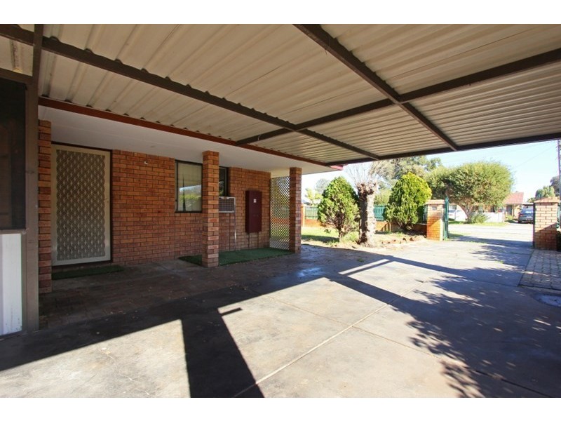 58 Weddall Road, Lockridge WA 6054