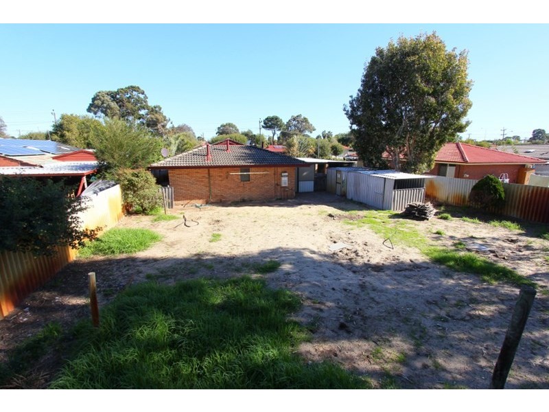 58 Weddall Road, Lockridge WA 6054