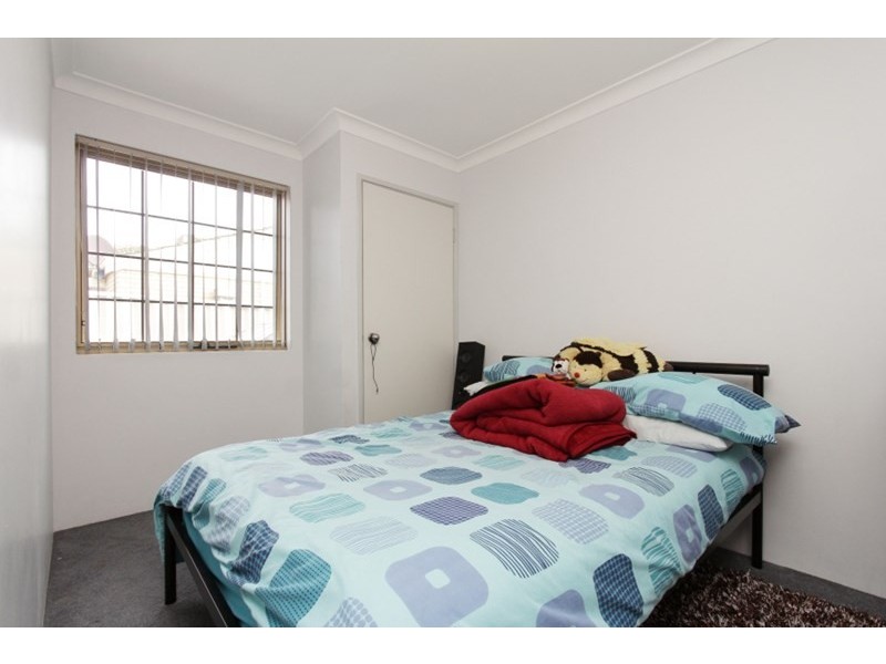 35/52 Aussat Drive, Kiara WA 6054