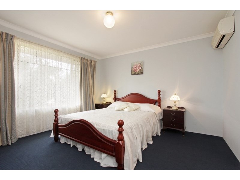 24 Viola Place, Beechboro WA 6063