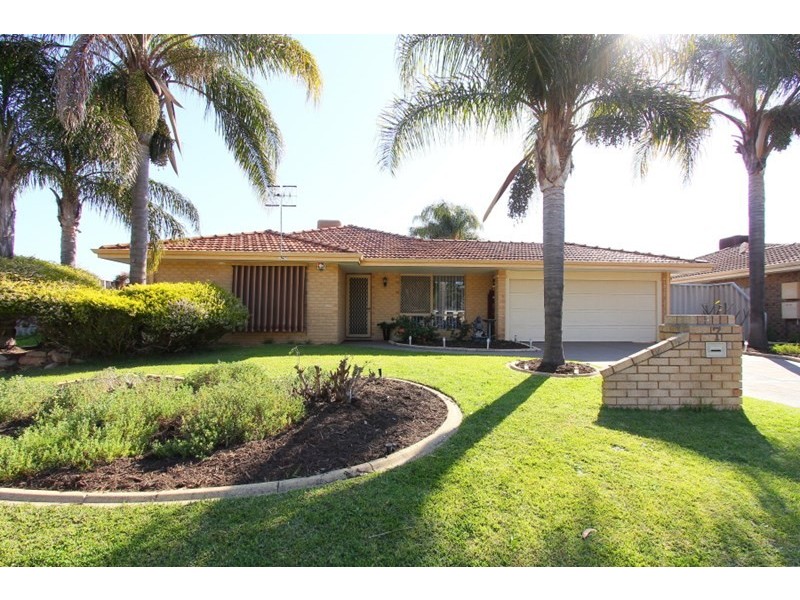 7 Turstin Glen, Kiara WA 6054