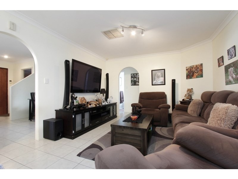 7 Turstin Glen, Kiara WA 6054