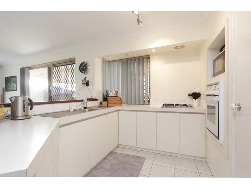 7 Turstin Glen, Kiara WA 6054