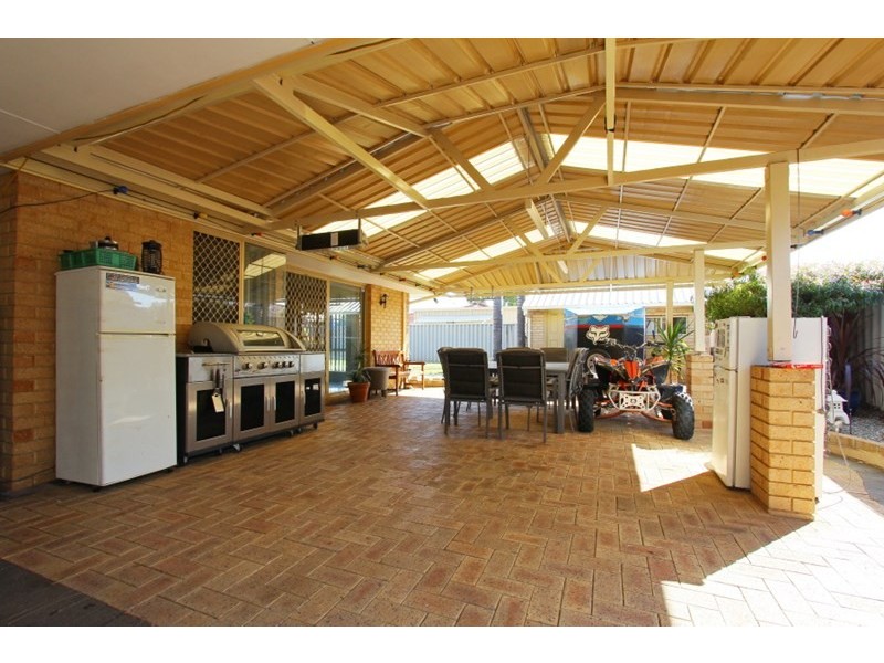 7 Turstin Glen, Kiara WA 6054
