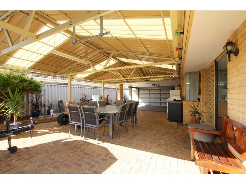 7 Turstin Glen, Kiara WA 6054