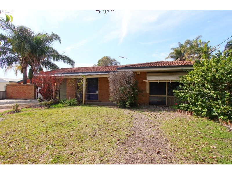 14 Gambia Court, Beechboro WA 6063