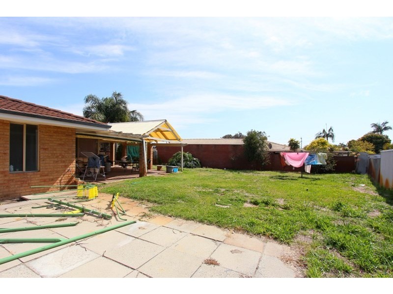 14 Gambia Court, Beechboro WA 6063