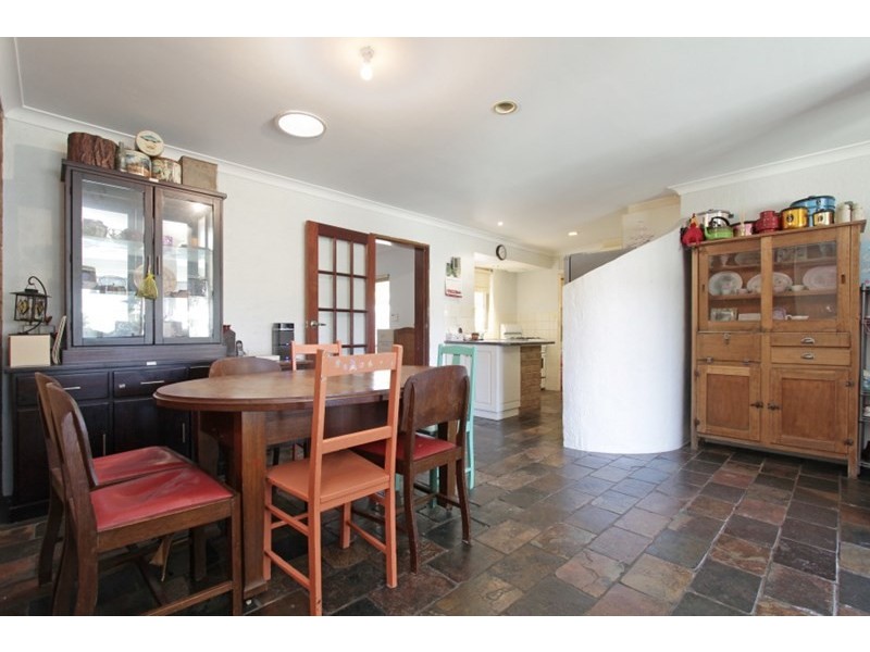 21 Parana Crescent, Beechboro WA 6063