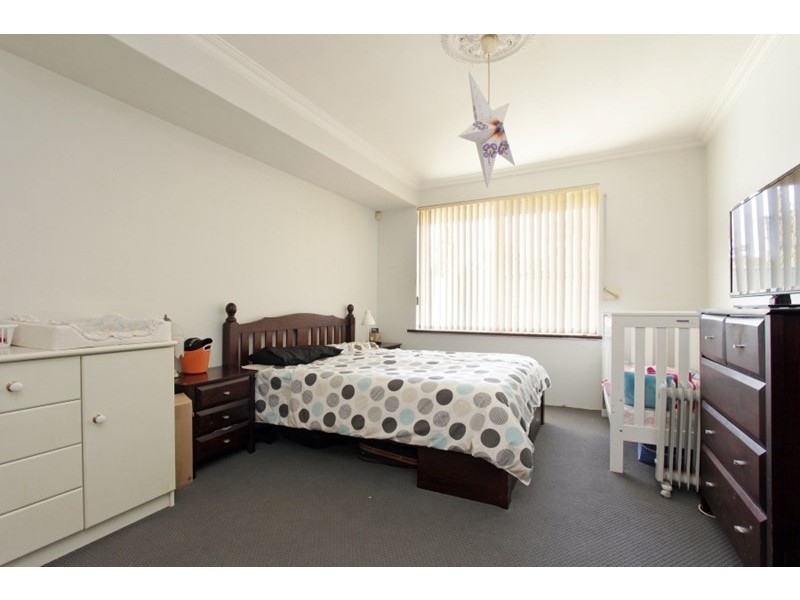 21 Parana Crescent, Beechboro WA 6063