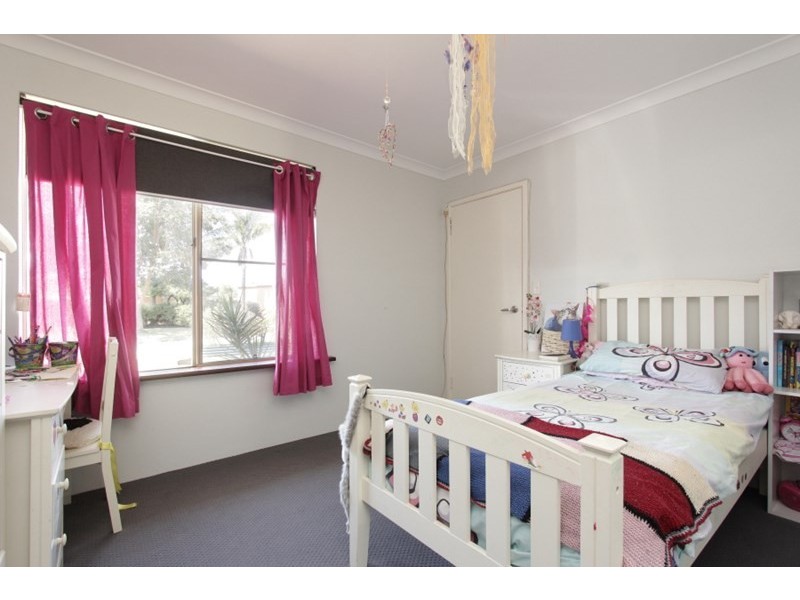 21 Parana Crescent, Beechboro WA 6063