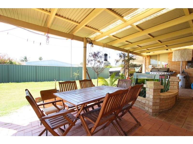 21 Parana Crescent, Beechboro WA 6063