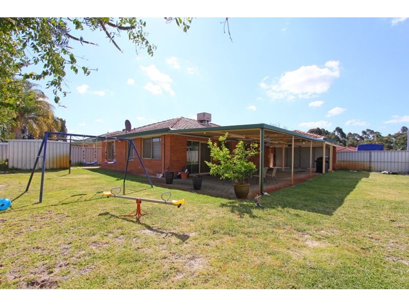 10 Knoll Place, Kiara WA 6054