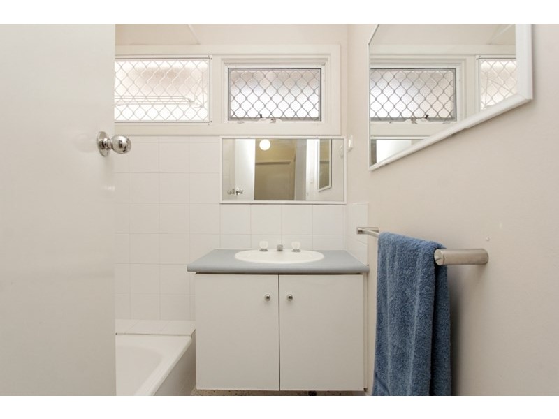 3/67 Tendring Way, Girrawheen WA 6064