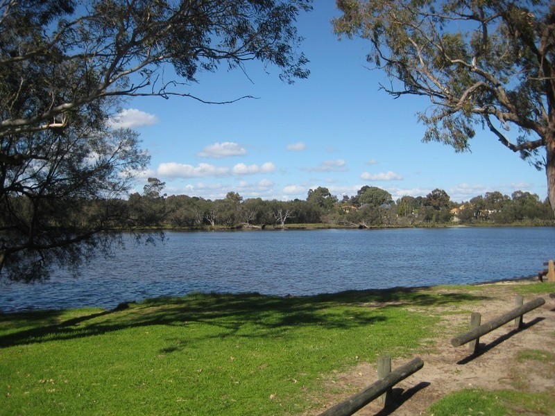 15A Jacqueline Street, Bayswater WA 6053