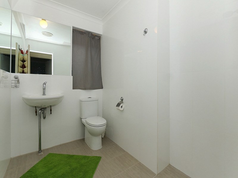 30 Salween Place, Beechboro WA 6063