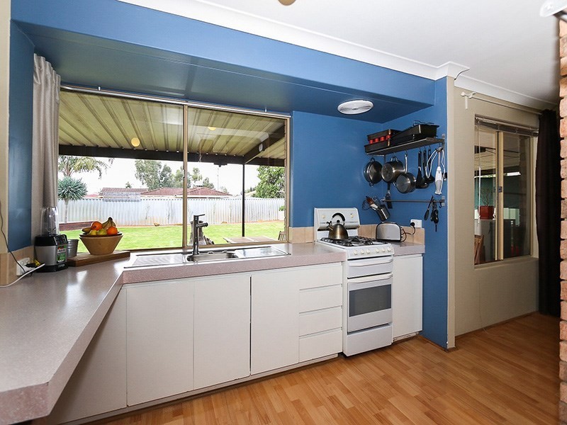30 Salween Place, Beechboro WA 6063