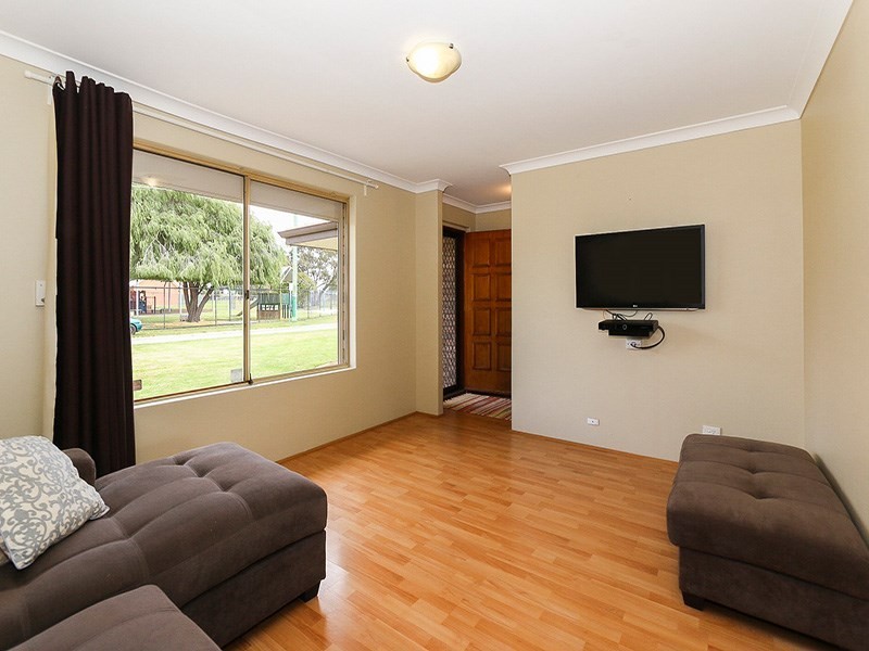 30 Salween Place, Beechboro WA 6063