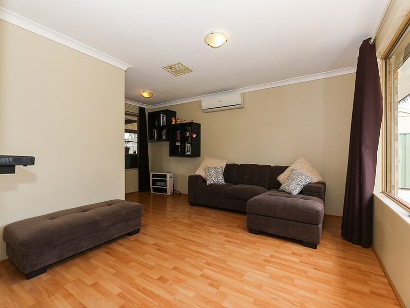 30 Salween Place, Beechboro WA 6063