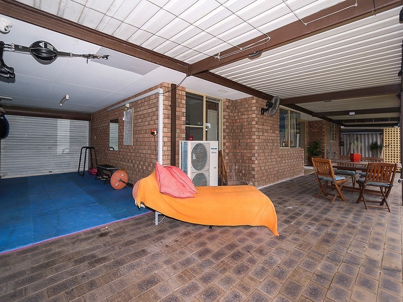 30 Salween Place, Beechboro WA 6063