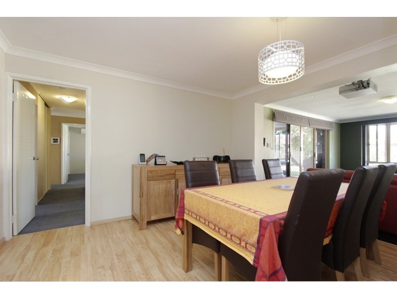 31 Avignon Way, Beechboro WA 6063