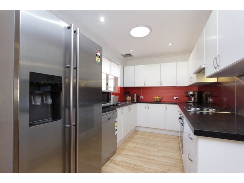 31 Avignon Way, Beechboro WA 6063