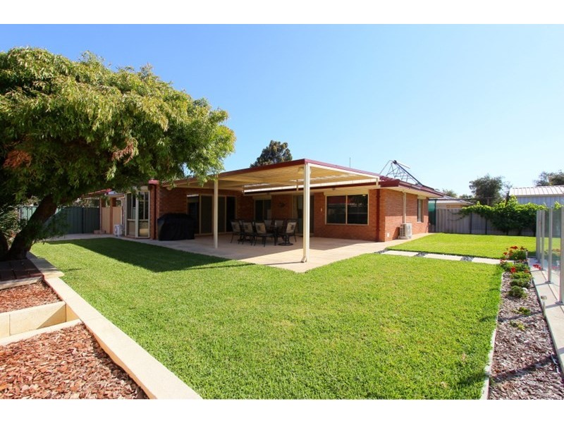 31 Avignon Way, Beechboro WA 6063