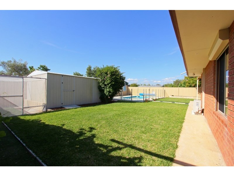 31 Avignon Way, Beechboro WA 6063