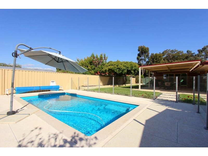 31 Avignon Way, Beechboro WA 6063