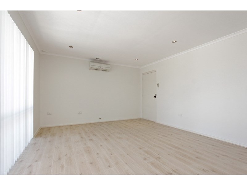 176 Ravenswood Drive, Nollamara WA 6061