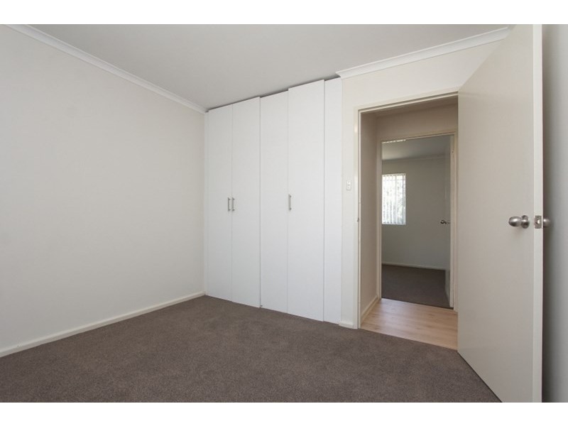 176 Ravenswood Drive, Nollamara WA 6061