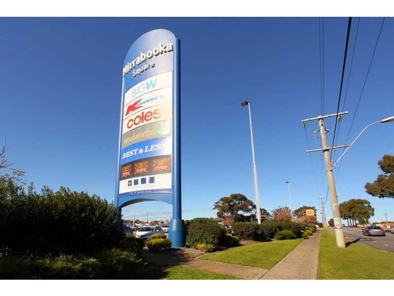 176 Ravenswood Drive, Nollamara WA 6061