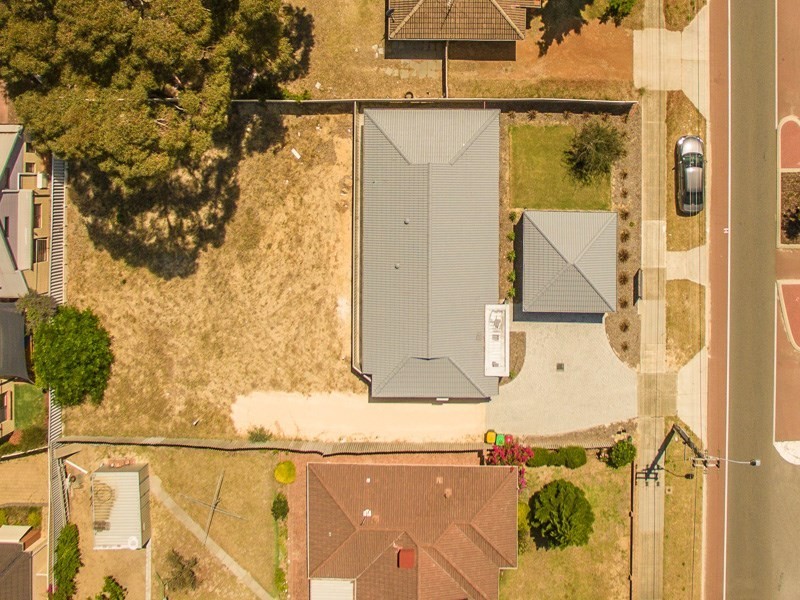 176a Ravenswood Drive, Nollamara WA 6061