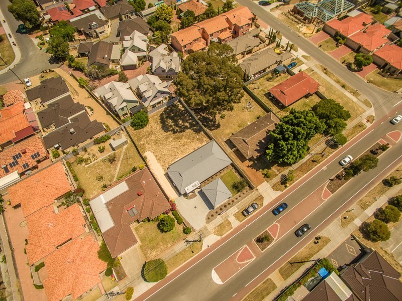 176a Ravenswood Drive, Nollamara WA 6061