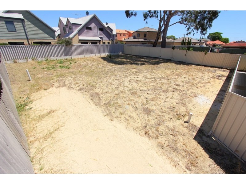 176a Ravenswood Drive, Nollamara WA 6061