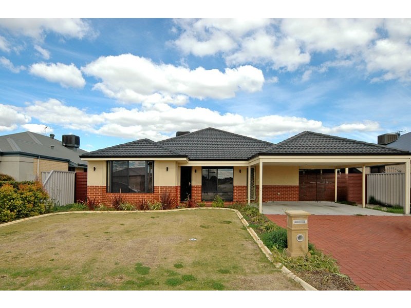 19 Hillwater Promenade, Beechboro WA 6063