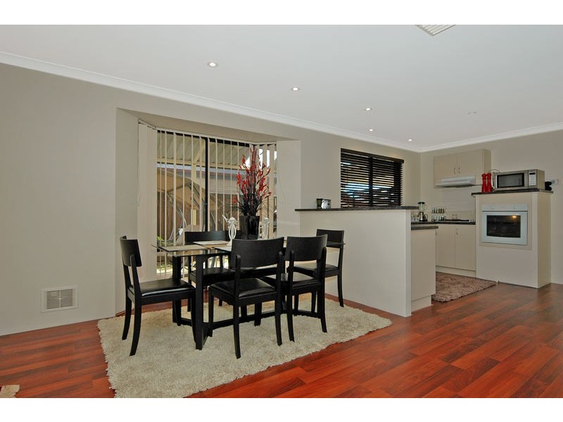 19 Hillwater Promenade, Beechboro WA 6063