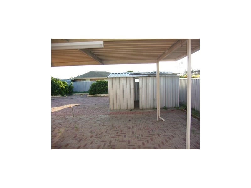 9 Fuchsia Close, Dianella WA 6059
