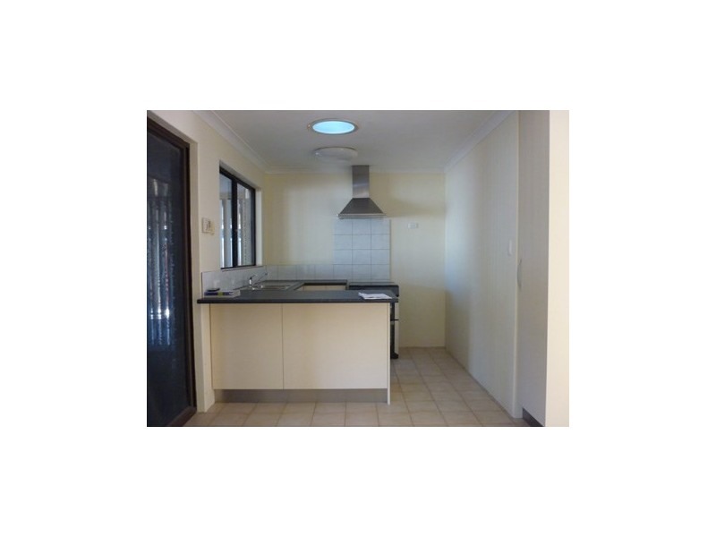 4 Congo Place, Beechboro WA 6063