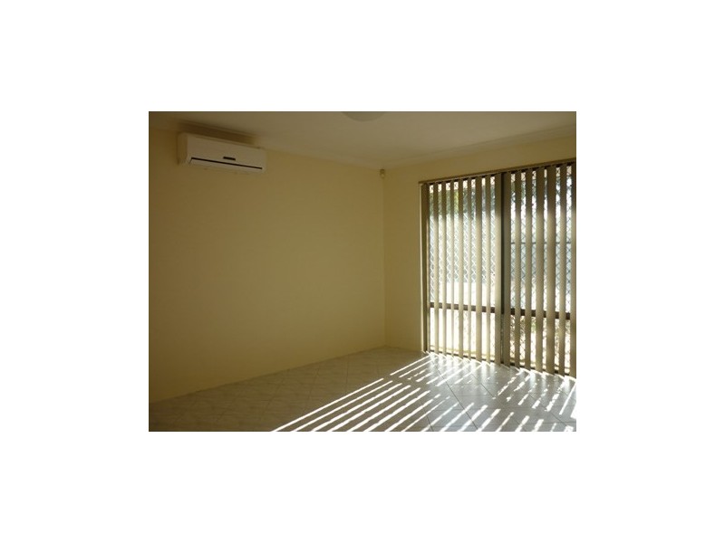 4 Congo Place, Beechboro WA 6063