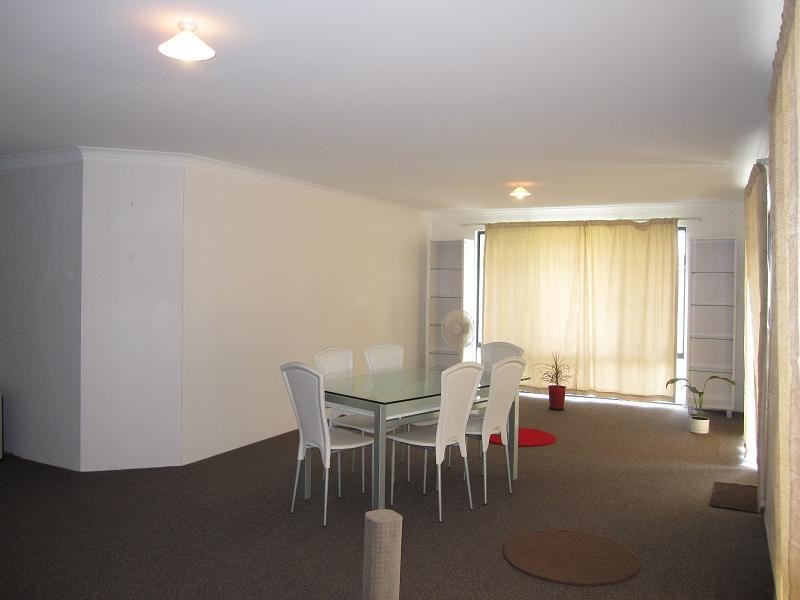 8 Calla Street, Beechboro WA 6063