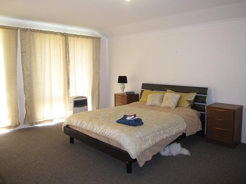 8 Calla Street, Beechboro WA 6063