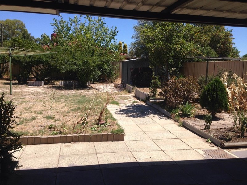 212 Altone Road, Beechboro WA 6063