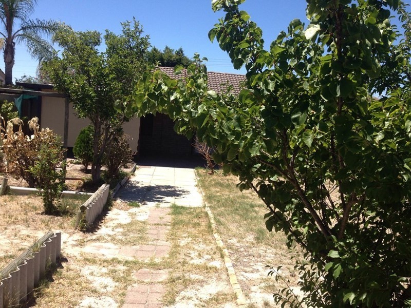 212 Altone Road, Beechboro WA 6063