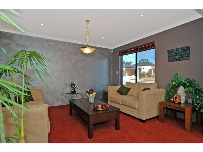 7 Waminda Way, Landsdale WA 6065