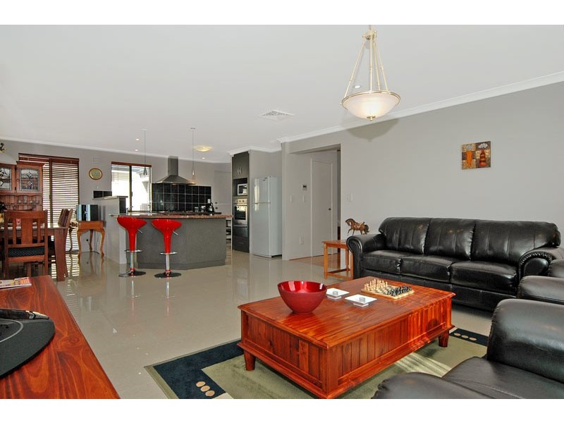 7 Waminda Way, Landsdale WA 6065