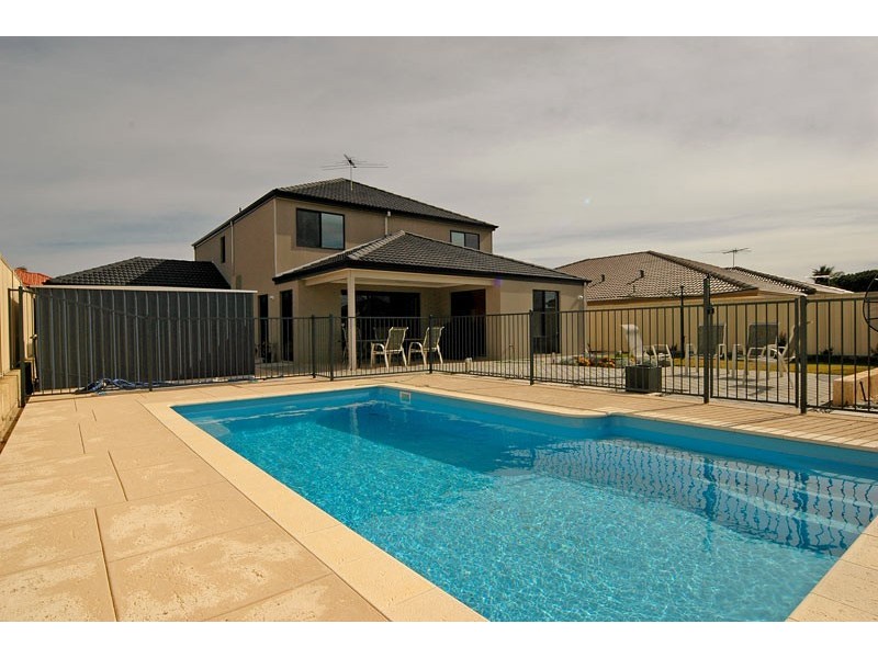 7 Waminda Way, Landsdale WA 6065