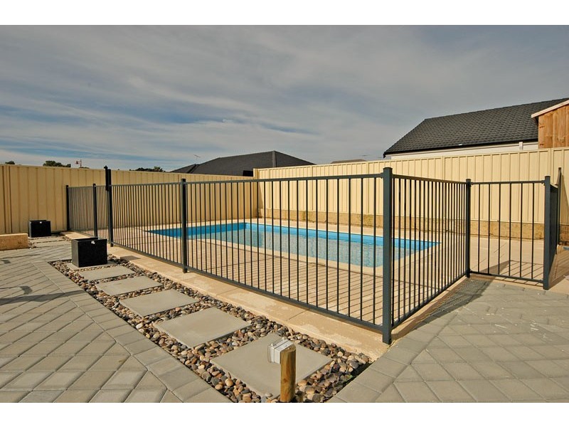 7 Waminda Way, Landsdale WA 6065